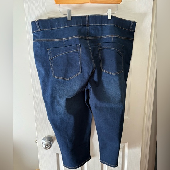 Suko Jeans NWT indigo blue pull on capri stretch denim size 24 21” inseam - Picture 2 of 9